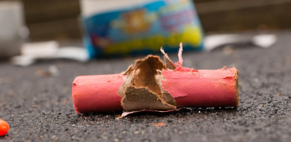 13 Schüler nach Böllerexplosion verletzt.