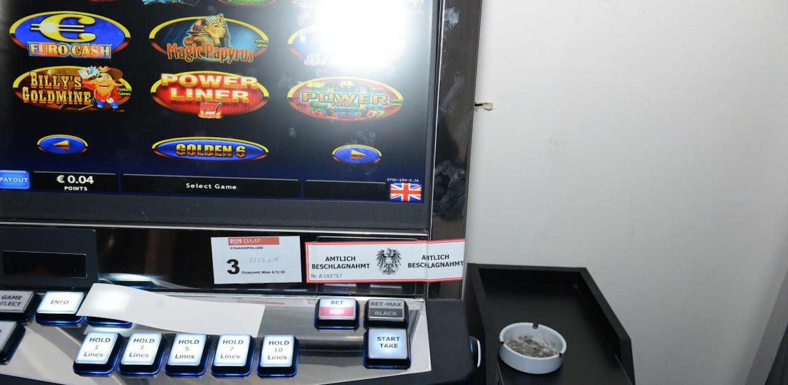Illegale Spielautomaten wurden beschlagnahmt. 