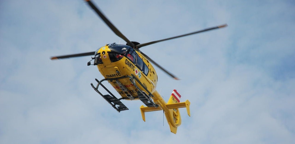 Der Christophorus 3 flog den Schwerverletzten ins Spital.