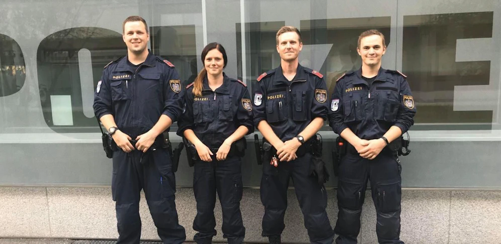 Die Polizisten David, Daniela, Tobias und Stephan retteten einer 18-Jährigen Samstagnachmittag das Leben.
