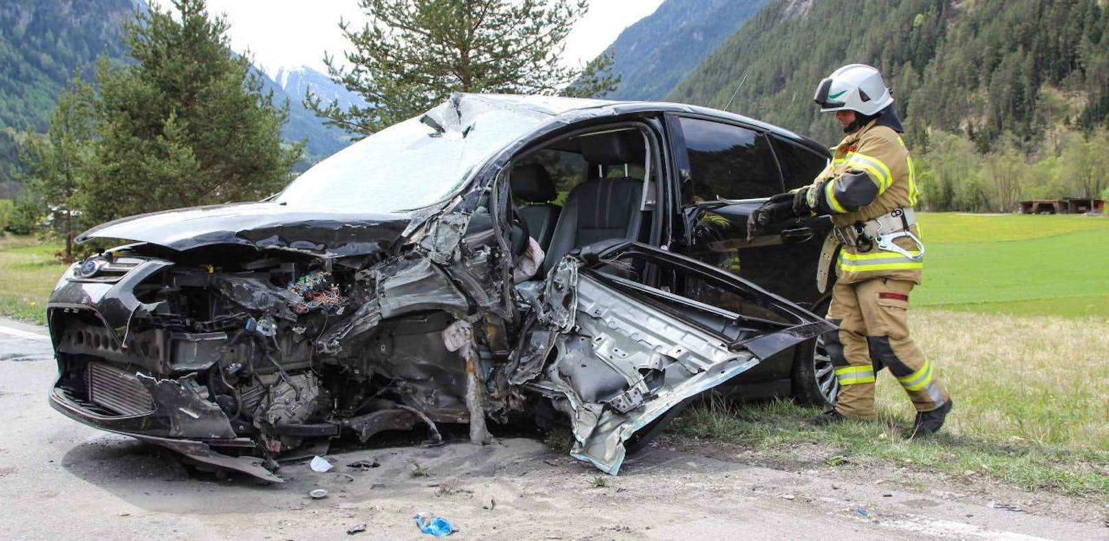 Schwerer Autounfall: Schutzengel fuhren mit