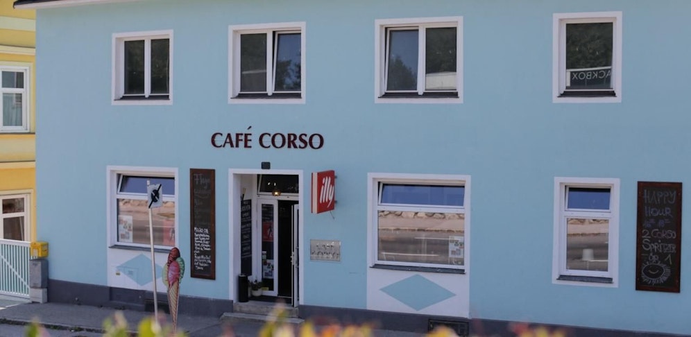 Einbrecherduo schlug im Kaffeehaus Corso in Pressbaum zu.