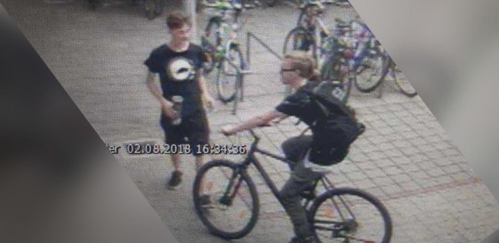 Diese beiden jungen Männer werden gesucht.