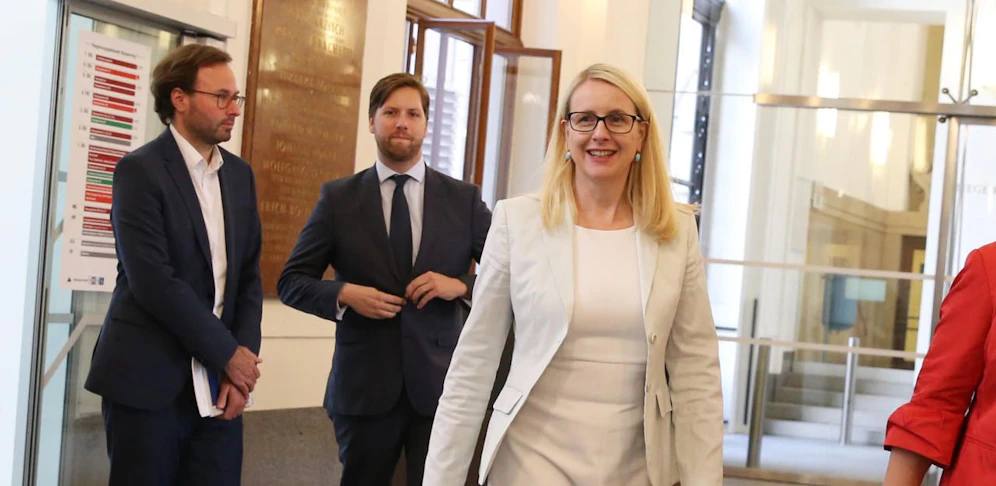 Margarete Schramböck startet das neue Förderprogramm "Gender Call".