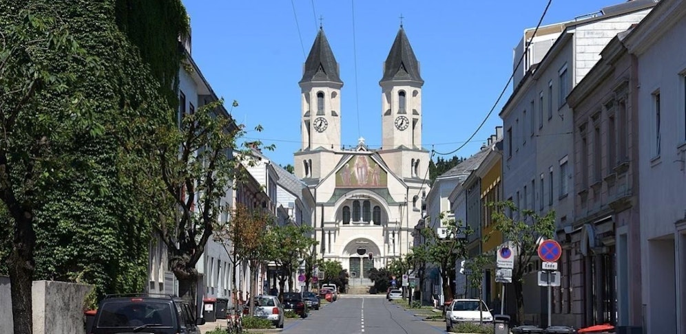 Die Pfarrkirche Herz Jesu in Amstetten.