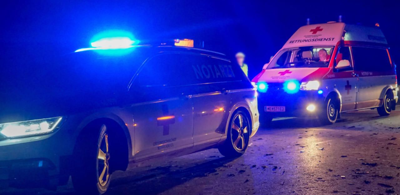 Heute.at - Lenker erleidet medizinischen Notfall und stirbt