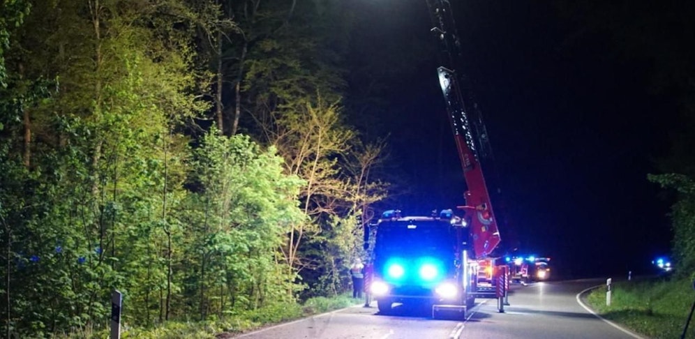 Für die beiden Porsche-Insassen kam jede Hilfe zu spät.