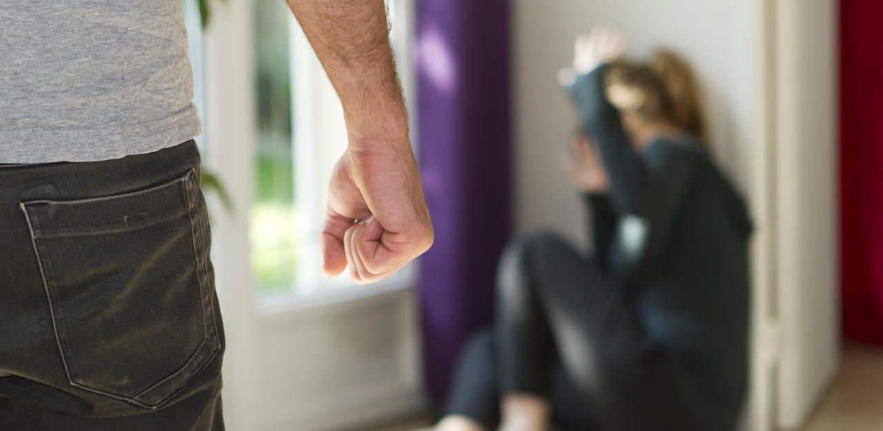 Heute.at - Betrunkener attackierte Ex und dann Polizisten