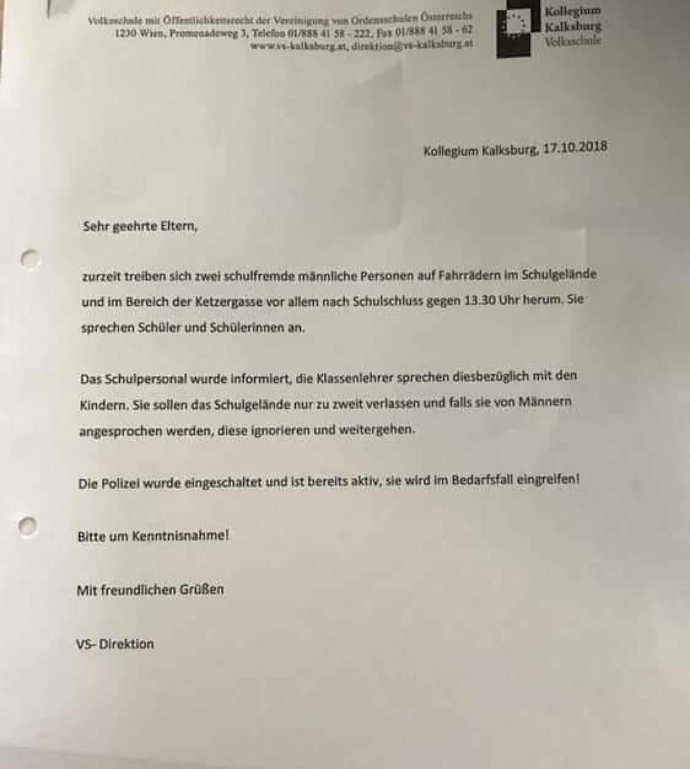 Die Volksschule warnte am 17.10.2018 die Eltern, dass zwei schulfremde Männer Schüler und Schülerinnen ansprichen.