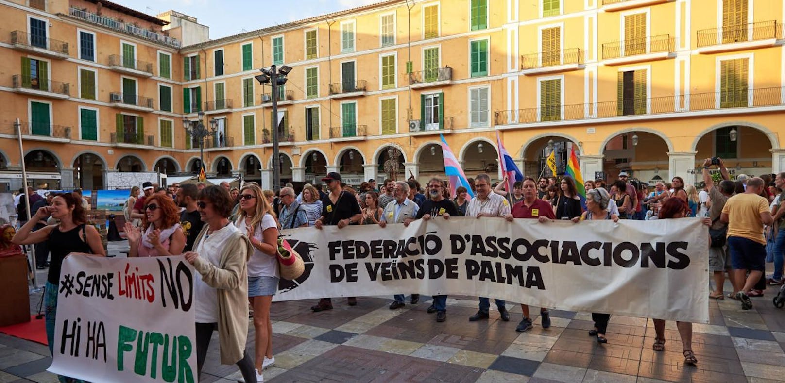 Die Einwohner Mallorca haben genug vom Massentourismus: &quot;Zu viele Mengen, zu wenig gesunder Menschenverstand&quot;, sagen sie.