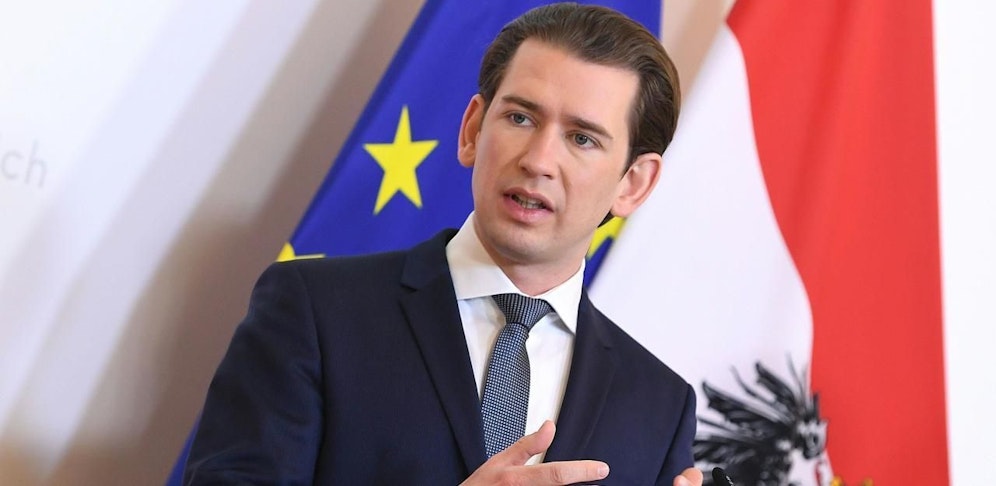 Sebastian Kurz schwört die Österreicherinnen und Österreicher aufs Durchhalten ein.