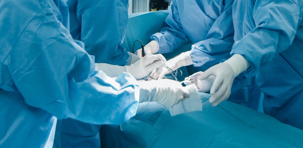 Die 66-Jährige ist nun ihren Verletzungen erlegen (Symbolbild).