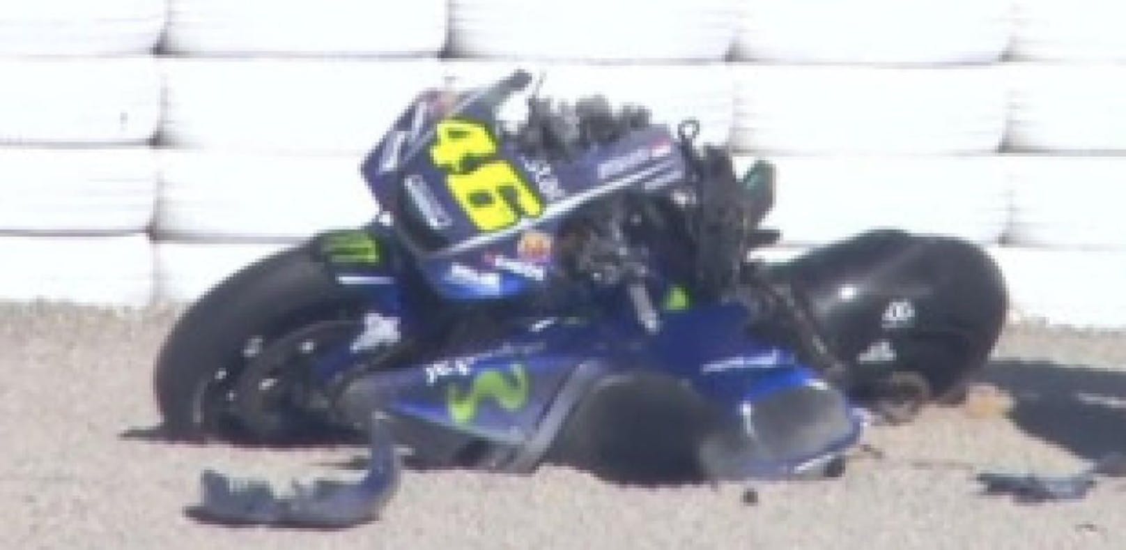 Schwerer Crash! Rossi schrottet MotoGP-Bike