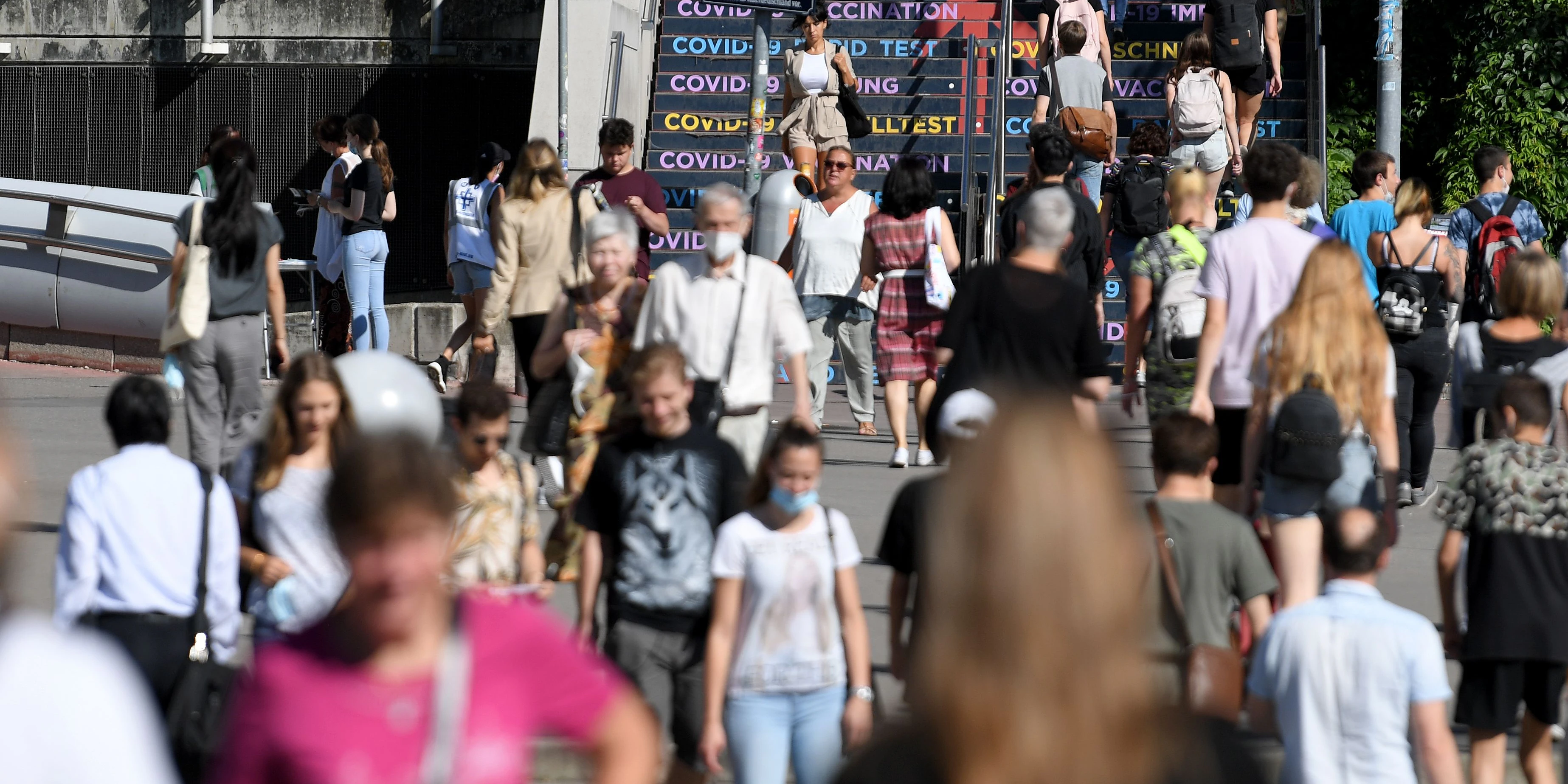 Acht weitere Impf-Container ohne Anmeldung in Wien - Vimarsana News