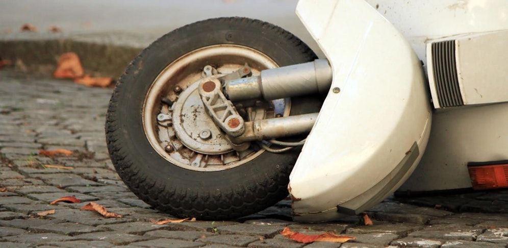 Der Teenager wurde schwer verletzt. (Symbolfoto)