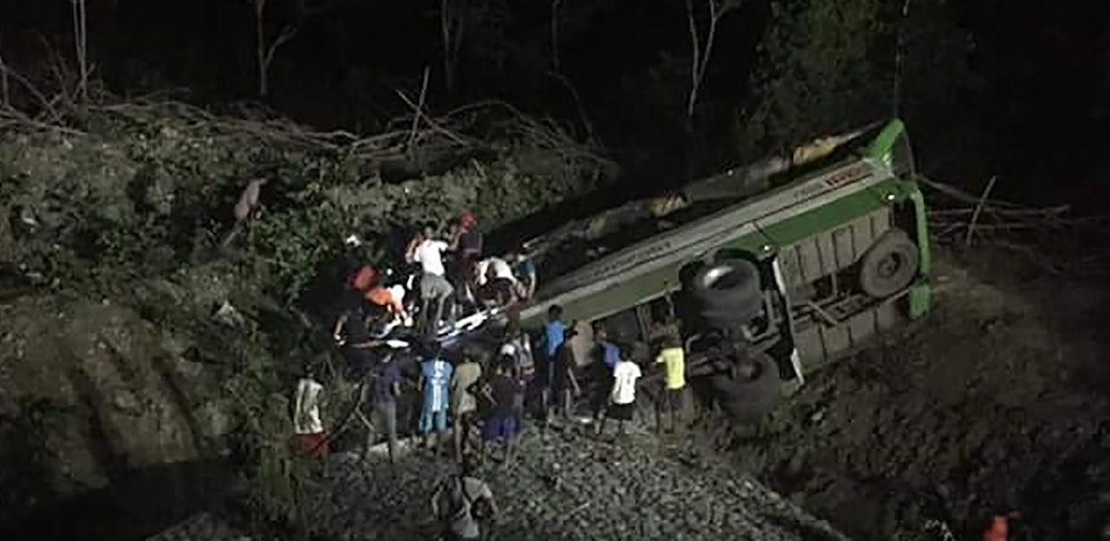 15 Menschen waren bei dem Busunglück sofort tot