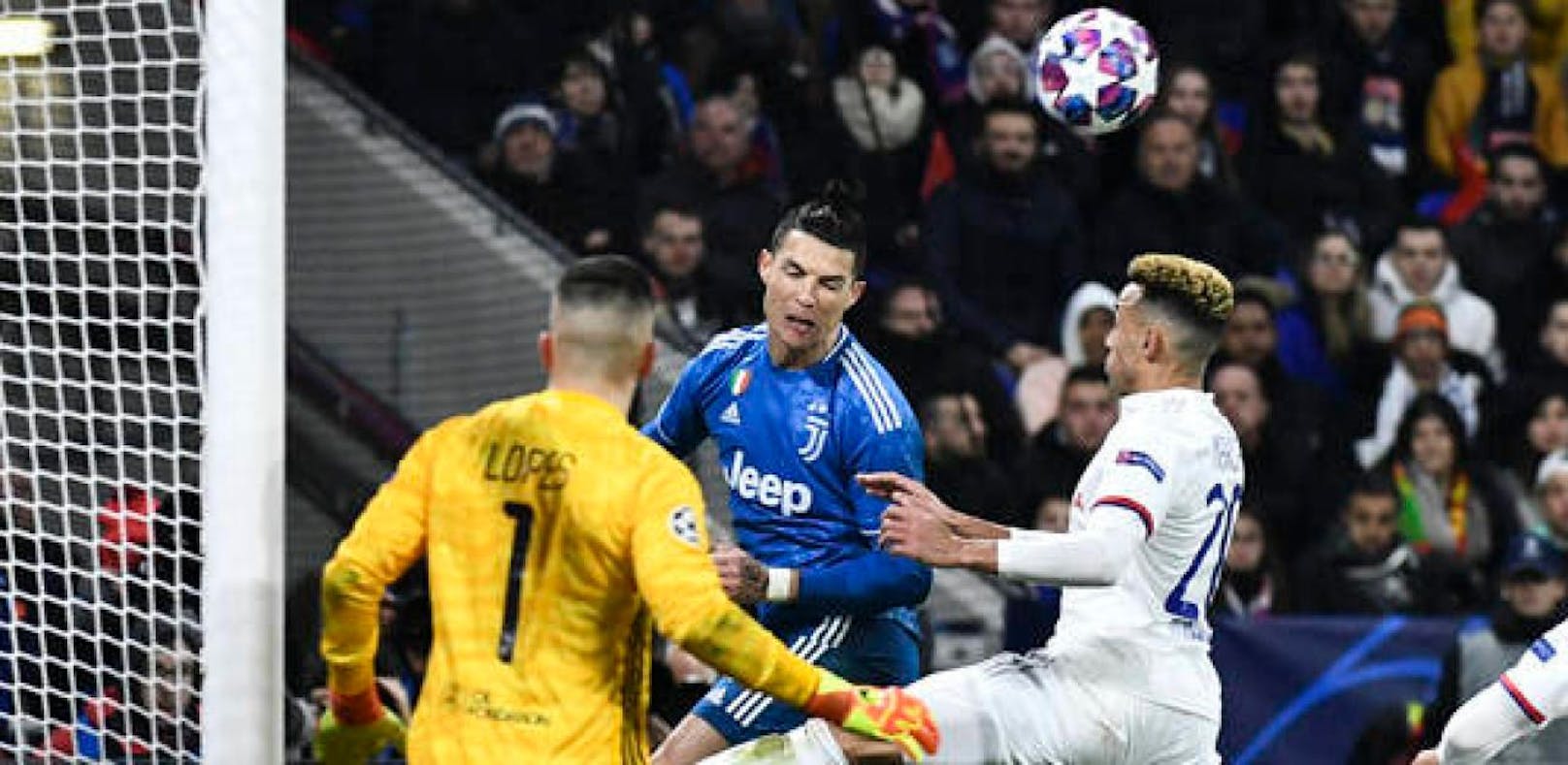 Im CL-Achtelfinalhinspiel verlor Ronaldo mit Juve noch 0:1 gegen Lyon. Vor dem Rückspiel fehlen seinem Gegner aber Monate an Training. 