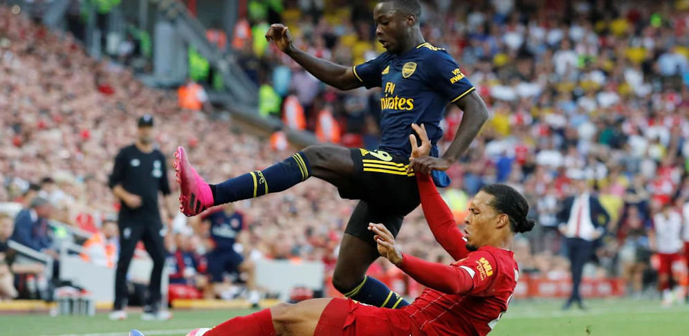 Nicolas Pepe gegen Virgil van Dijk