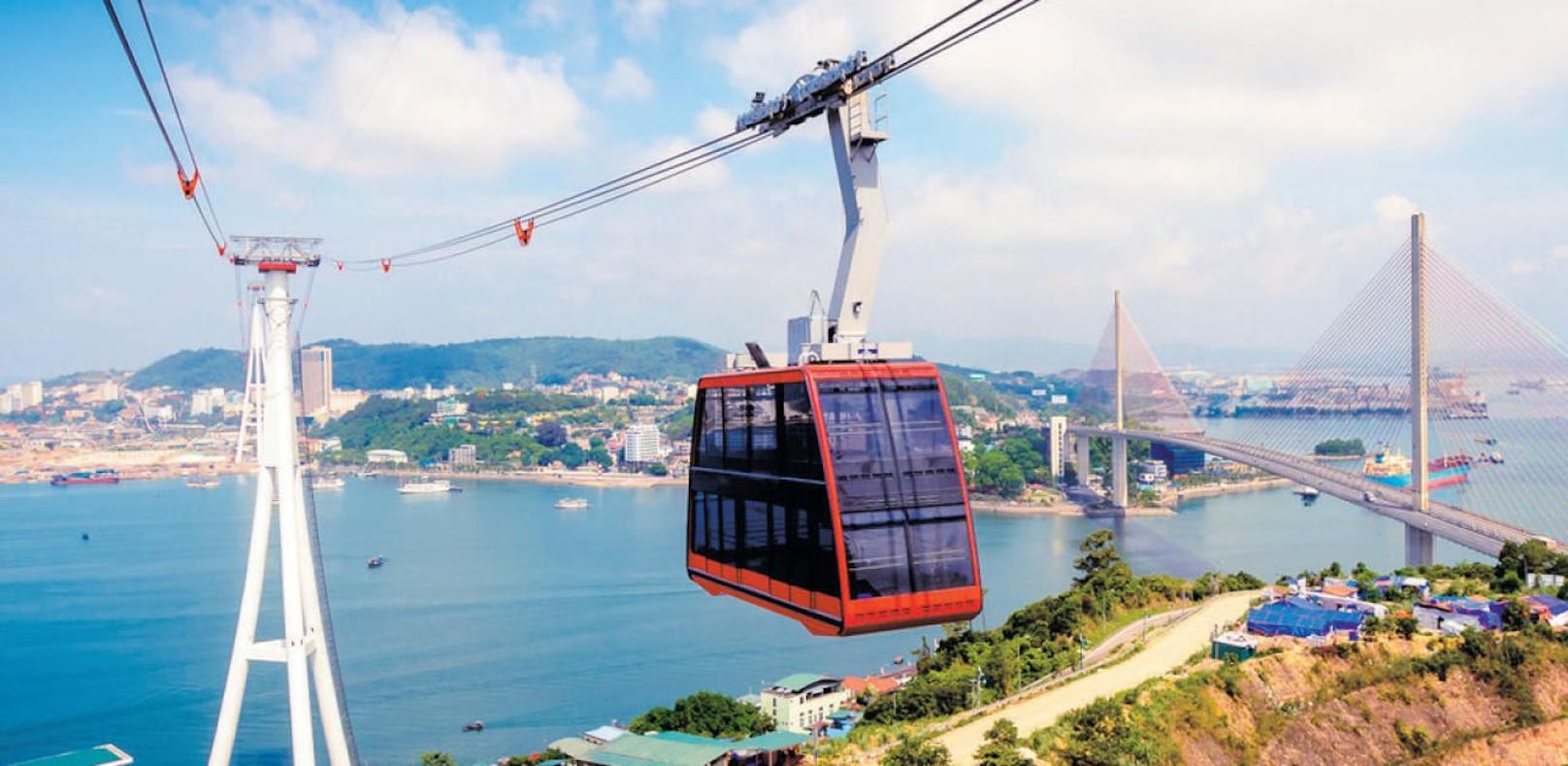 Eine Doppelmayr-Seilbahn in Vietnam.