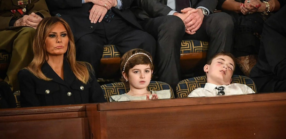 Trump spricht, Namensvetter Joshua schläft