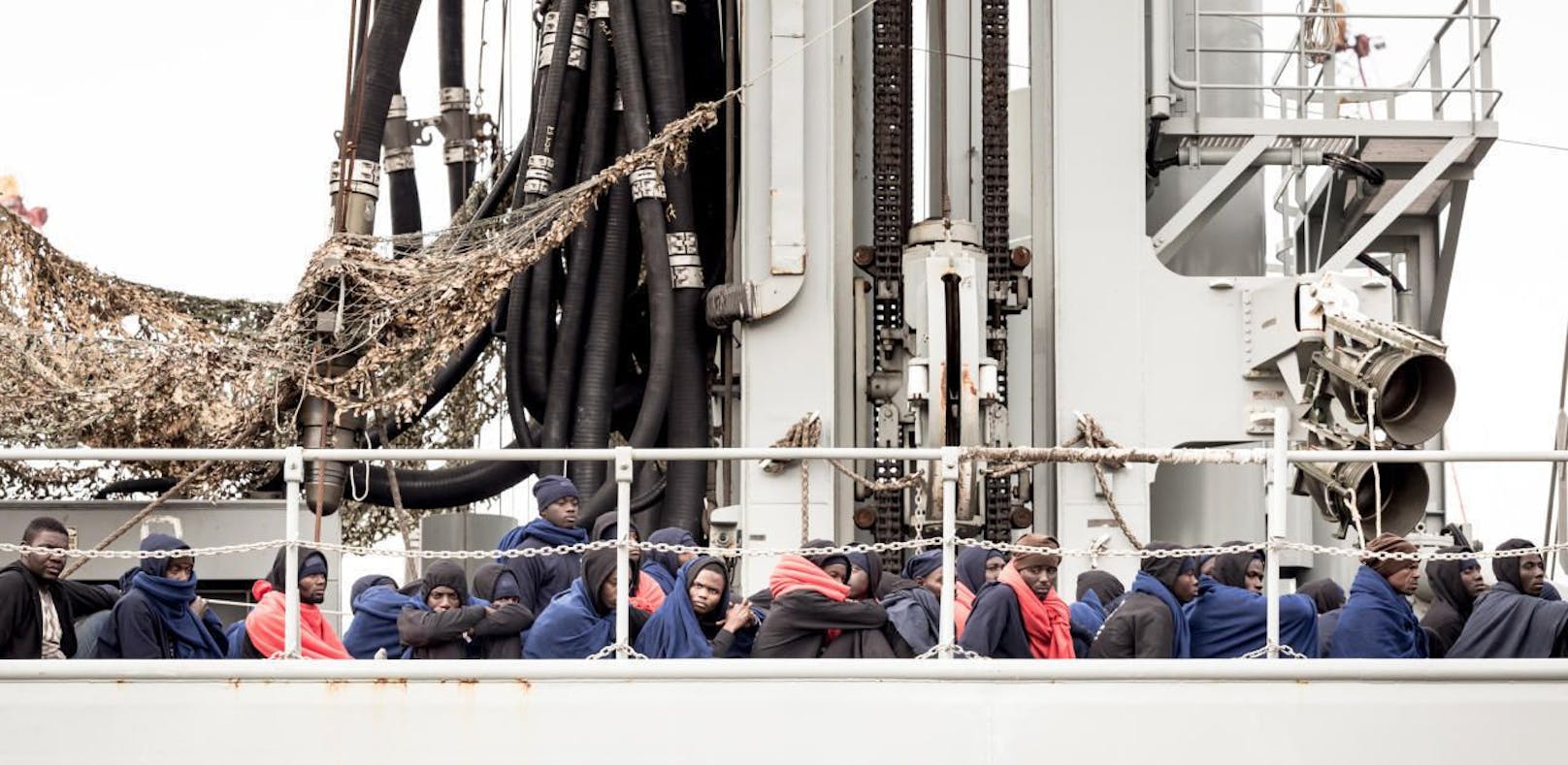 Einigung auf umfassendes EU-Antischlepperpaket erzielt, dafür Rückschlag bei Frontex-Aufstockung.