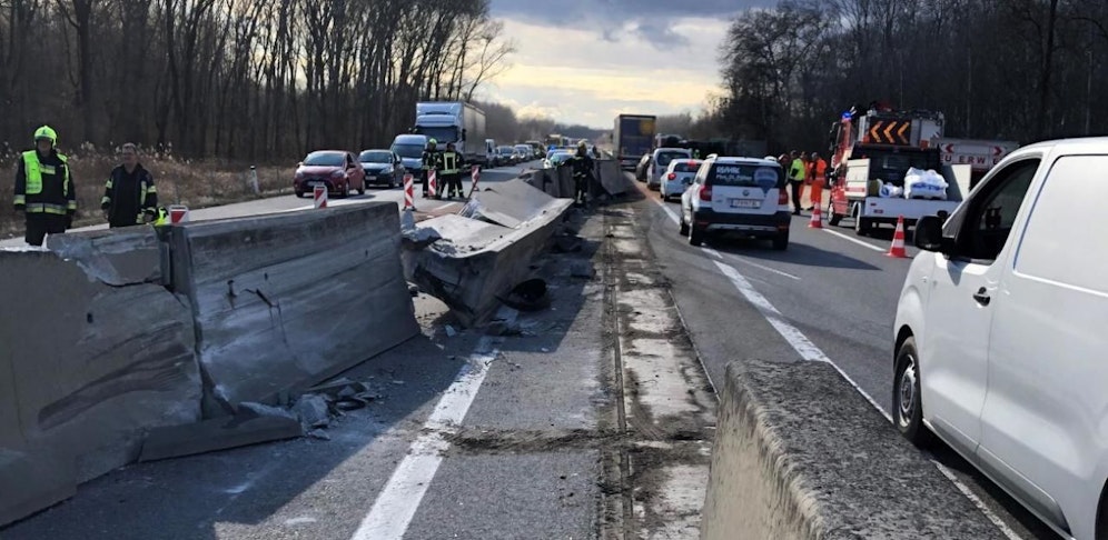 Kilometerlanger Stau auf der S5 nach Stau