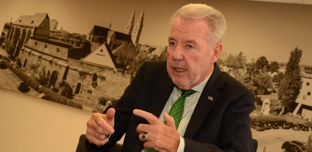 Die Wiener Neustädter VP wird die Zusammenarbeit mit der FP in der Stadtregierung bis zu den Gemeinderatswahlen fortführen, heißt es aus dem Büro von Bürgermeister Klaus Schneeberger.