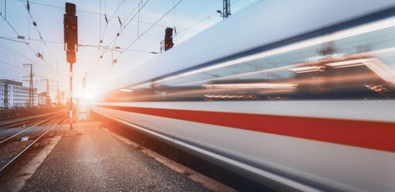 Langsamere Güterzüge würden in einer Kettenreaktion auch Personenzüge verlangsamen, so Gewerkschafter Rudolf Schuchter.
