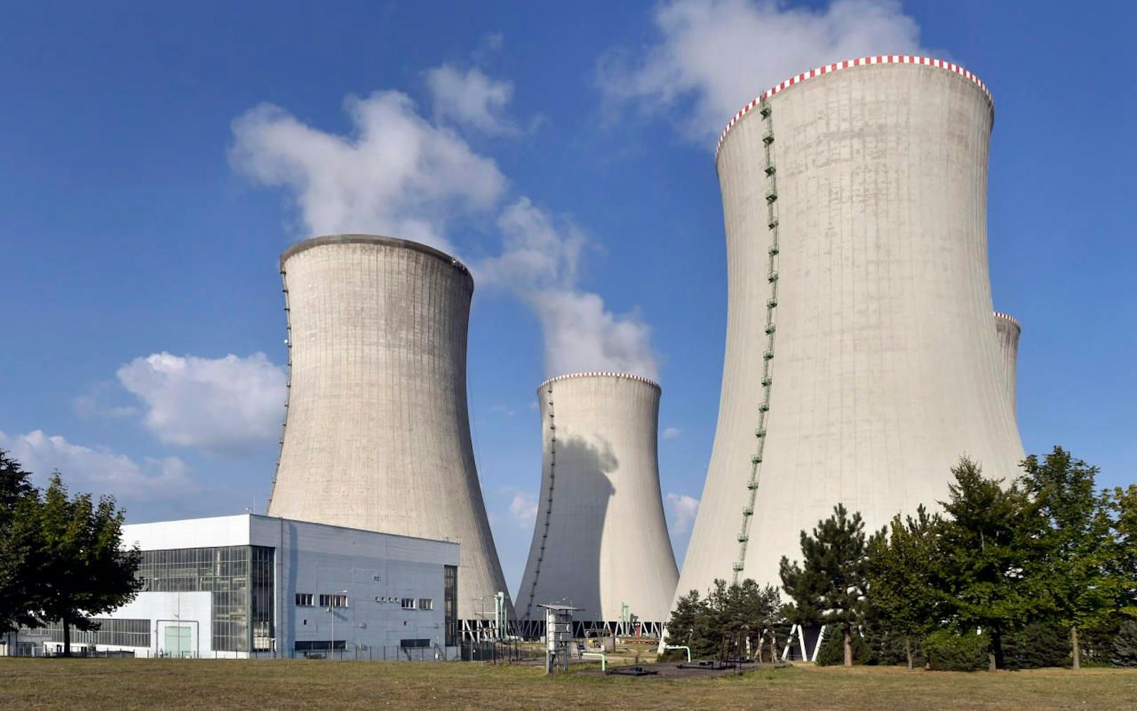 Tschechisches Umweltministerium billigt Ausbau des Atomkraftwerk Dukovany