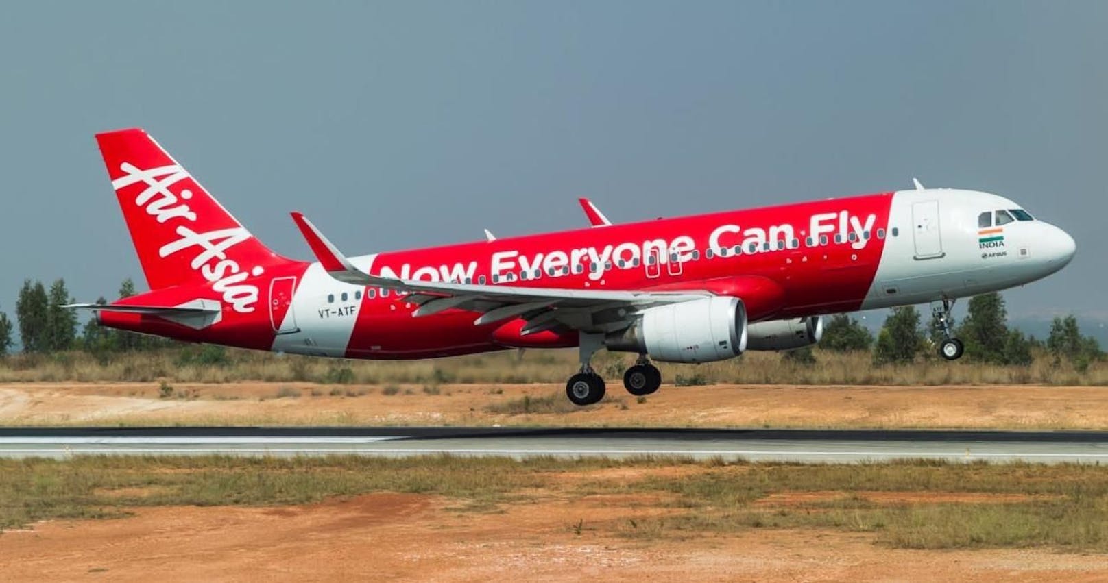 Das Baby wurde tot auf der Flugzeug-Toilette einer AirAsia-Maschine gefunden 