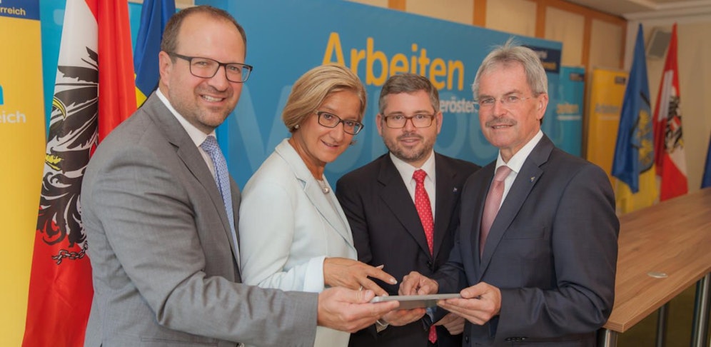 VPNÖ-Manager Bernhard Ebner, Johanna Mikl-Leitner, Ludwig Schleritzko und Karl Wilfing