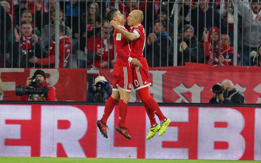 Torjubel bei James und Robben