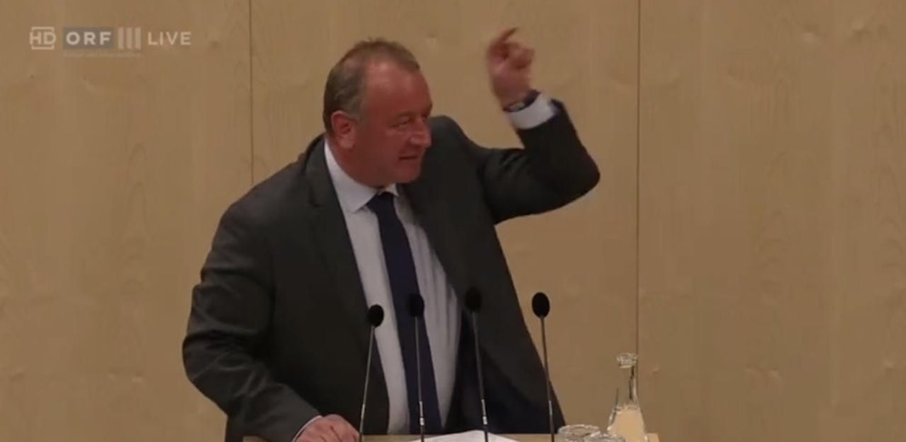 Wolfgang Zanger (FPÖ) bei seiner Wutrede im Parlament.