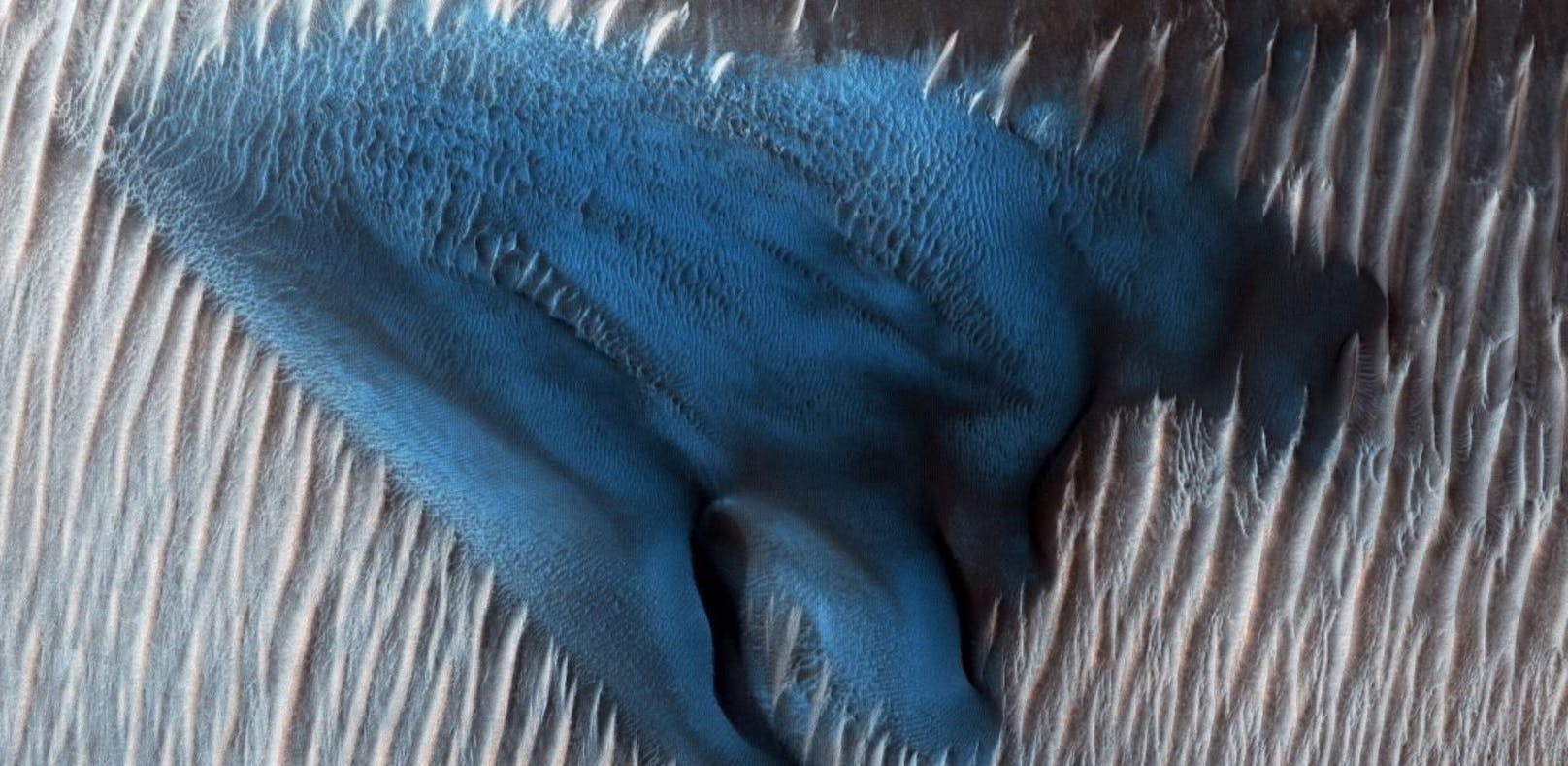 Mysteriöse blaue Dünen auf dem Roten Planeten