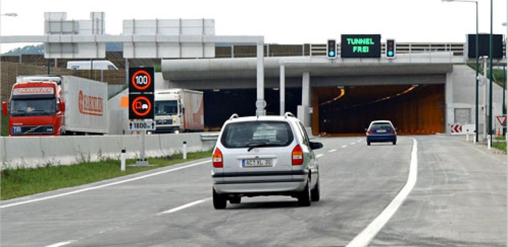Im Bindermichltunnel kam es zu einer Kolission. 