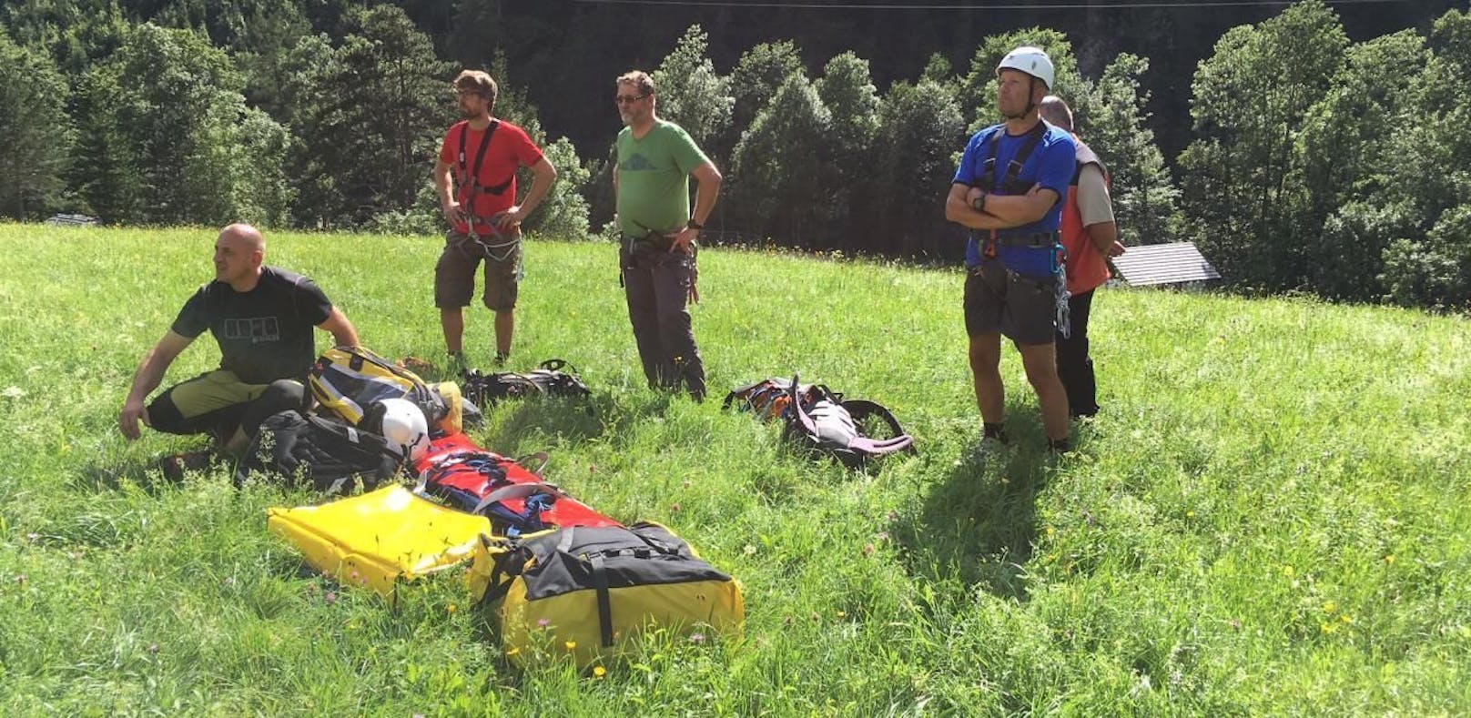 Ein Tourist und zwei Kletterer verirrten sich am Wochenende am Hochschneeberg.