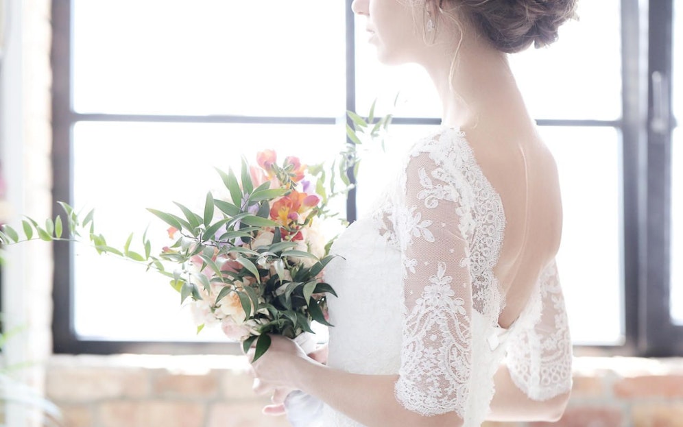 105 Hochzeiten hätten diese Woche stattfinden sollen, sie sind alle ins Wasser gefallen.