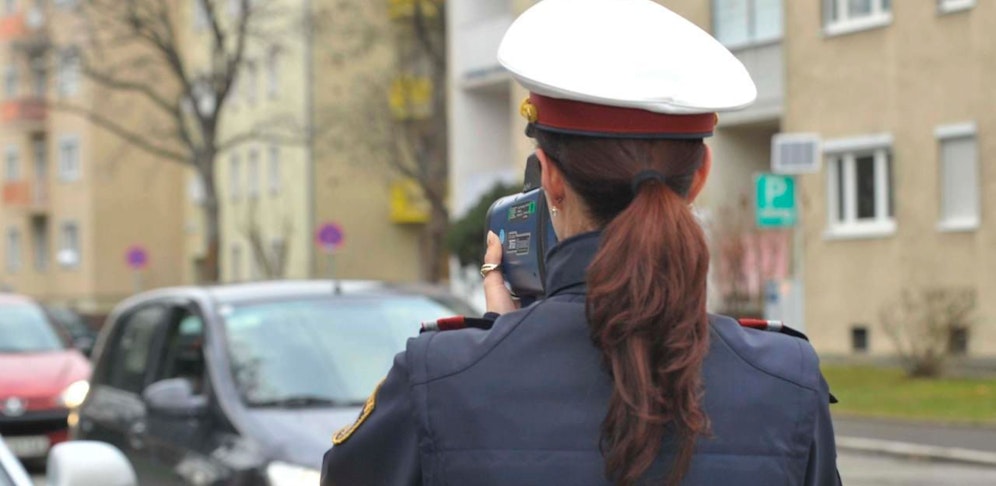 Polizisten maßen eine Geschwindigkeit von 173 km/h.