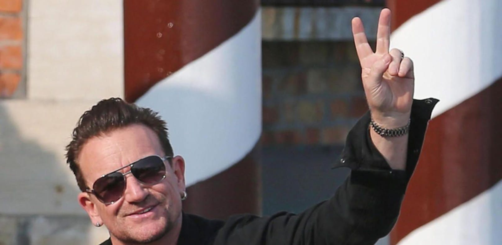 U2 spendet 10 Millionen im Kampf gegen Corona