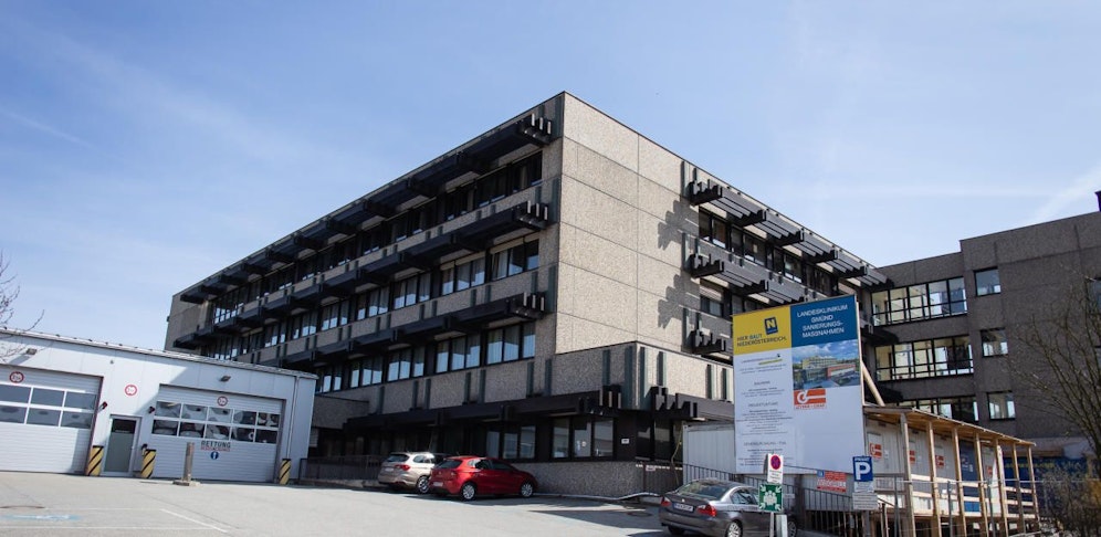 Das Opfer landete verletzt im Spital Gmünd.