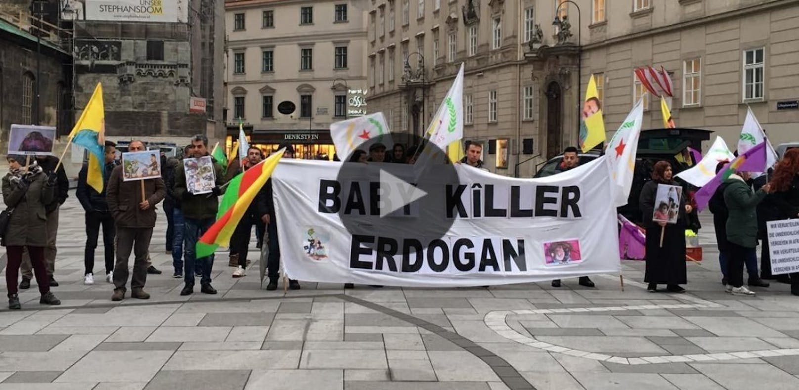 Demo in Wiener City gegen "Kinder-Mörder" Erdogan