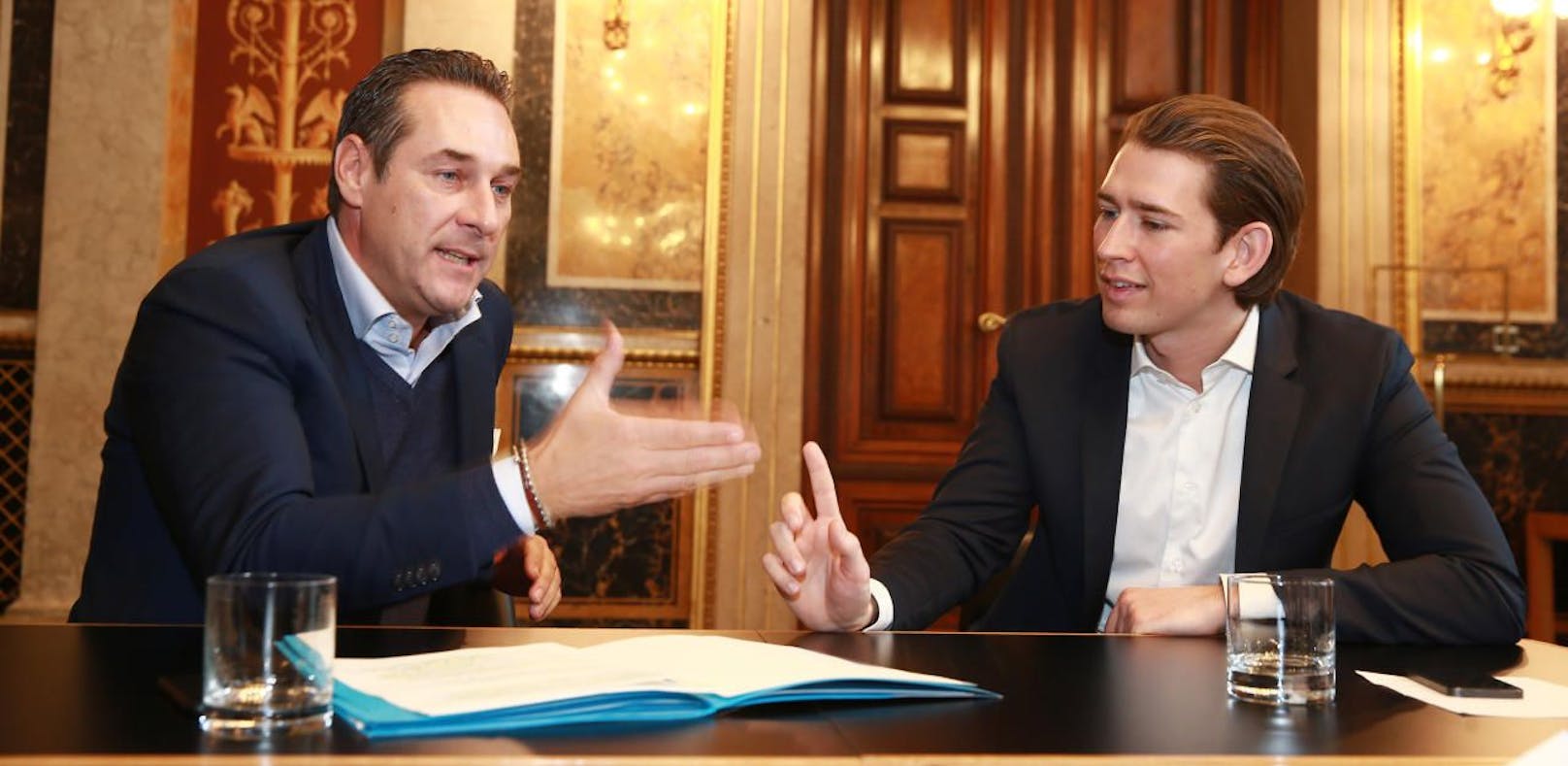 Heinz-Christian Strache (FPÖ) und Sebastian Kurz (ÖVP)