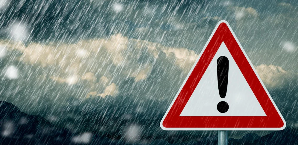 Achtung: Laut ubimet zieht ein starkes Gewitter über die Region um St. Pölten.