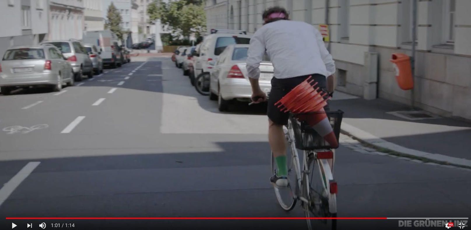 Mit einem kurzen Video machen die Grünen auf das geringe Radwegebudget in Linz aufmerksam.