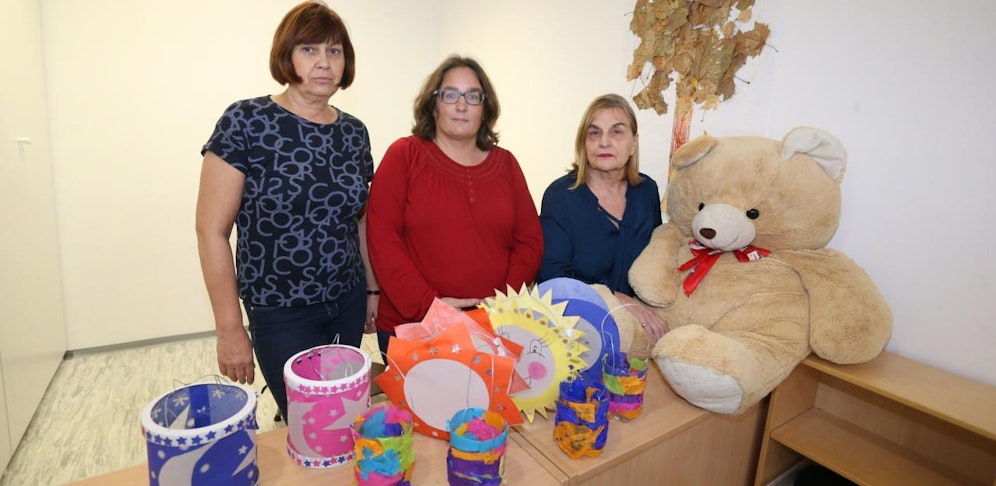 Leiterin Plachenka (r.) mit zwei Mitarbeiterinnen.