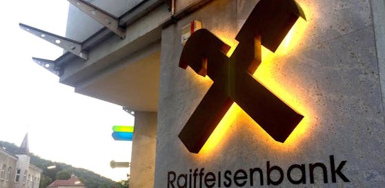 Knapp 3.000 Mitarbeiter kommen für die Viertagewoche bei Raiffeisen Salzburg in Frage (Symbolfoto)