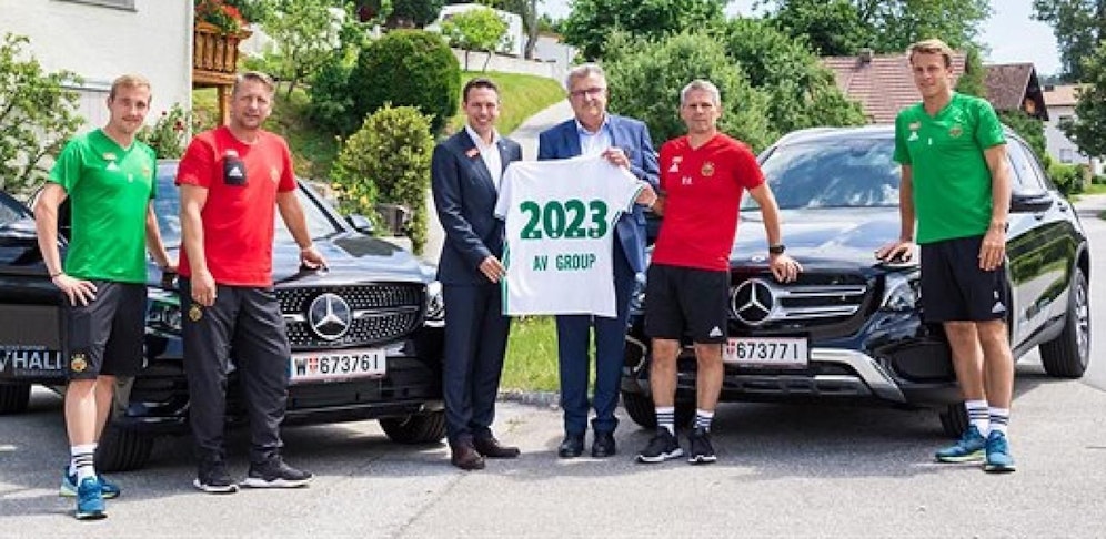 Rapid fährt ab sofort Mercedes (c) Red Ring Shots