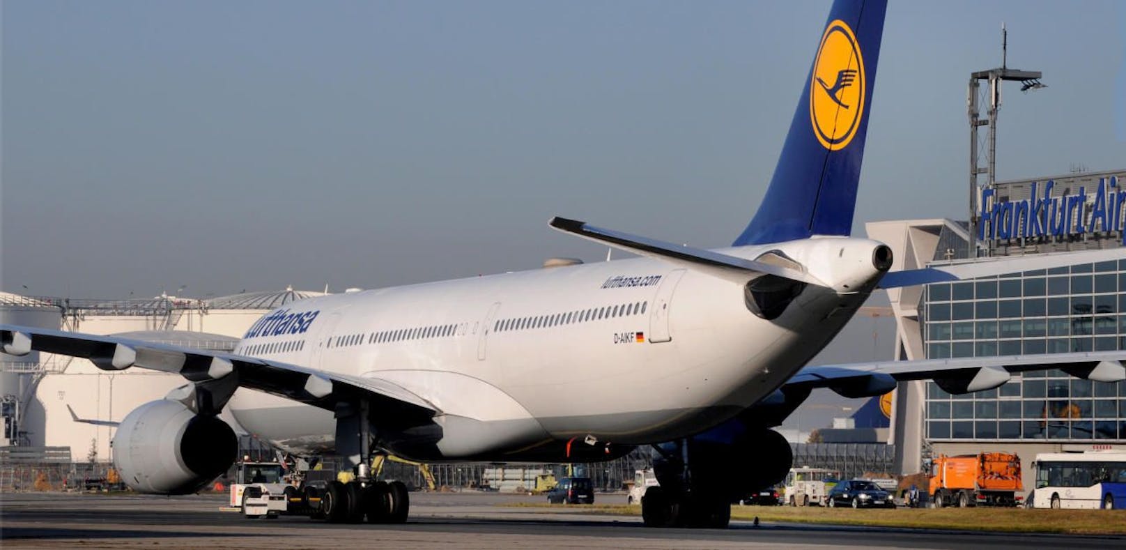 Passagier wirft Lufthansa Nervengift in Maschine vor