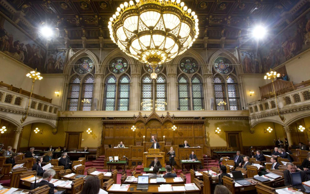 In ungewohnter Einigkeit sprachen sich alle im Wiener Landtag vertretenen Parteien gegen die geplante Übersiedlung des Umweltbundesamts nach Niederösterreich und für einen Verbleib in Wien aus.