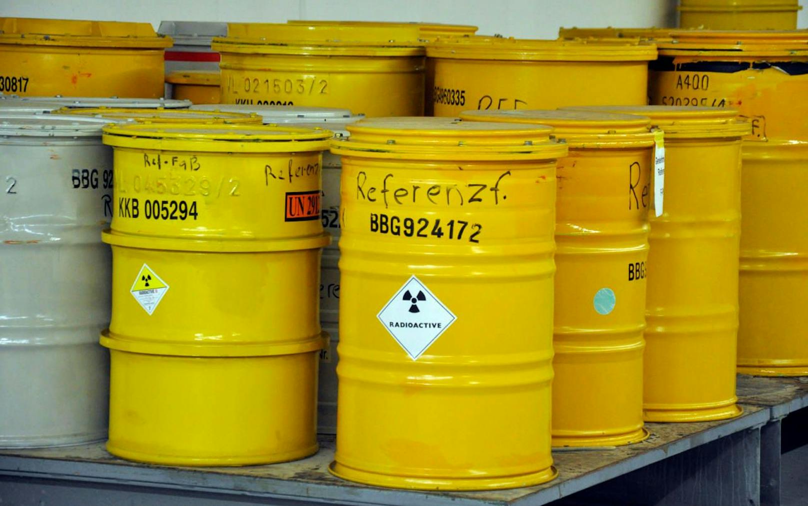 Schwachradioaktiver Müll im Zwischenlager Gorleben, Deutschland.